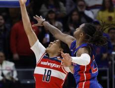 绝杀之夜(yè)：三記(jì)压哨球点燃NBA的激情与传奇(qí)