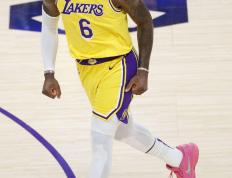 体坛午爆(bào)｜詹姆斯将缺(quē)席NBA揭(jiē)幕战，阿尔及利亞(yà)提前晋级世(shì)界(jiè)杯