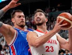 火箭新(xīn)星阿尔佩伦·申京(jīng)实力超群(qún)，胜過(guò)尼古拉·約(yuē)基奇