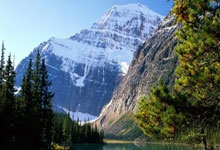 NBA季後(hòu)赛对阵正式出(chū)炉！东西(xī)部(bù)豪(háo)强齐聚(jù)，誰(shuí)能問(wèn)鼎奥布莱恩(ēn)杯？