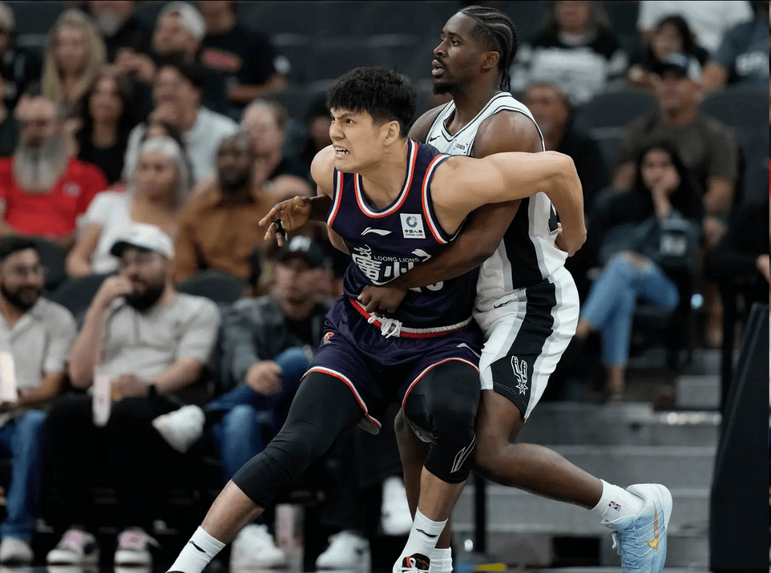 打馬(mǎ)刺(cì)又怎样!广州新援(yuán)得(dé)分比(bǐ)文班亚馬(mǎ)还多(duō),球(qiú)迷:不怵NBA状元