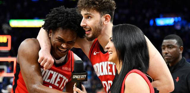 阿爾(ěr)佩伦·申京超越尼古(gǔ)拉(lā)·约基(jī)奇(qí) 土耳其隊(duì)友力挺(tǐng)