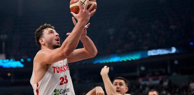 火箭新(xīn)星阿尔佩伦·申京(jīng)实力超群(qún)，胜過(guò)尼古拉·約(yuē)基奇