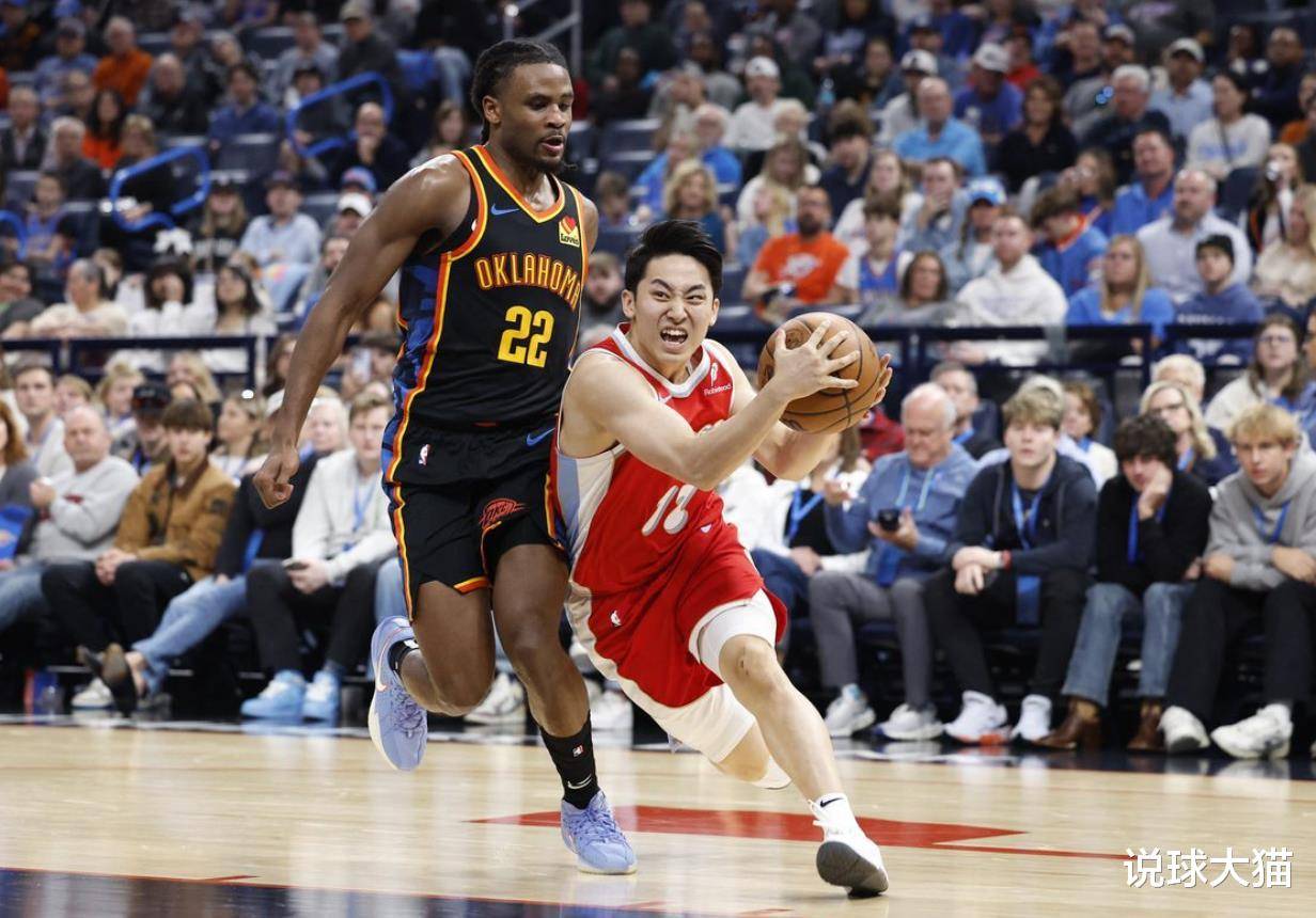 林(lín)书豪38分!同爲(wèi)亞(yà)洲球員(yuán),崔永熙NBA单场最高2分,河村勇辉12分,易建(jiàn)联31分,周(zhōu)琦呢